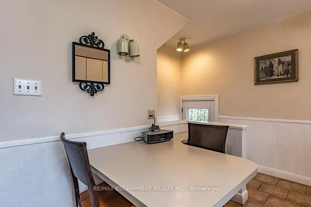 Additional image 15 of 14 Danbury St