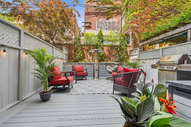 Additional image 33 of 500 Richmond St Unit 118