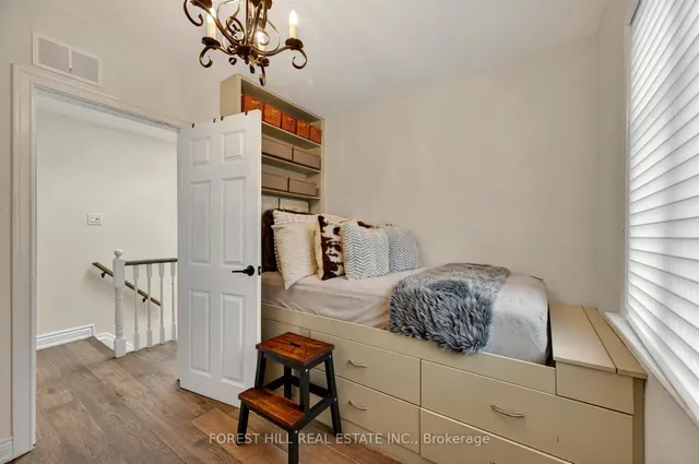 Additional image 25 of 69 Westgate Blvd