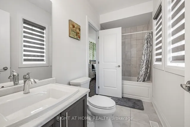 Additional image 37 of 104 Sora Gate