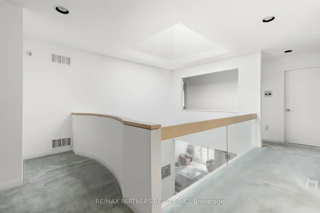 Additional image 21 of 382 Parkview Ave