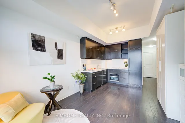 Additional image 24 of 1080 Bay St Unit 4704