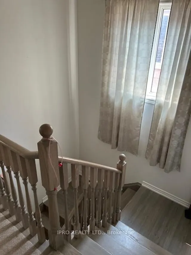 Additional image 30 of 1449 Chretien St