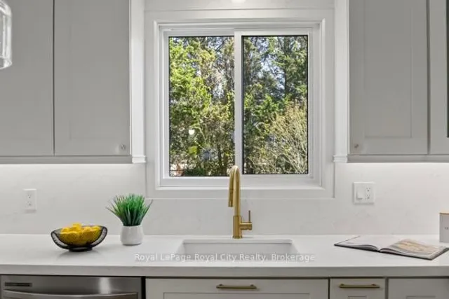 Additional image 6 of 92 Scenic Wood Cres