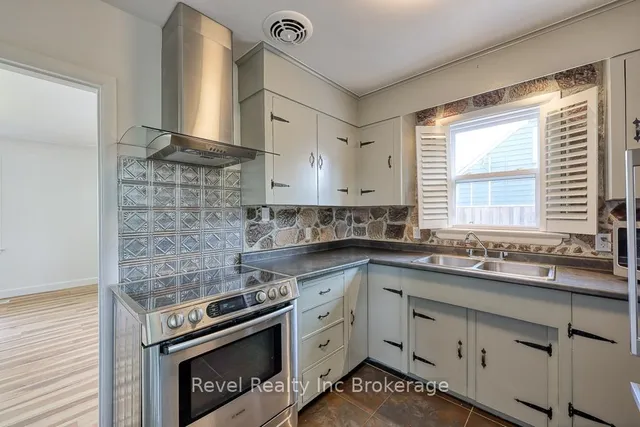 Additional image 11 of 157 NINTH Ave