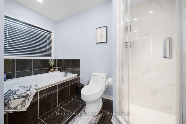 Additional image 22 of 76 Baybrook Rd