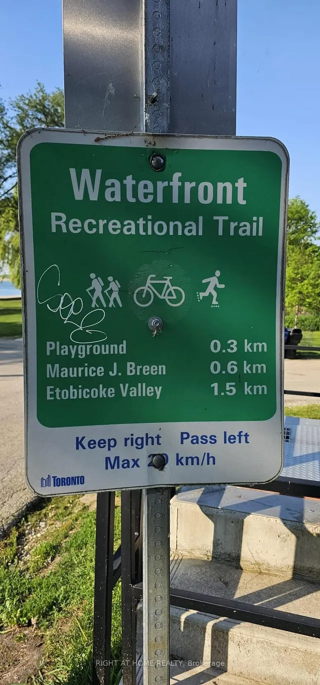 Additional image 31 of 22 Birchlea Ave