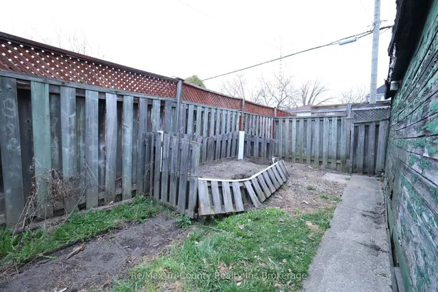 Additional image 29 of 49 Rosemont Ave