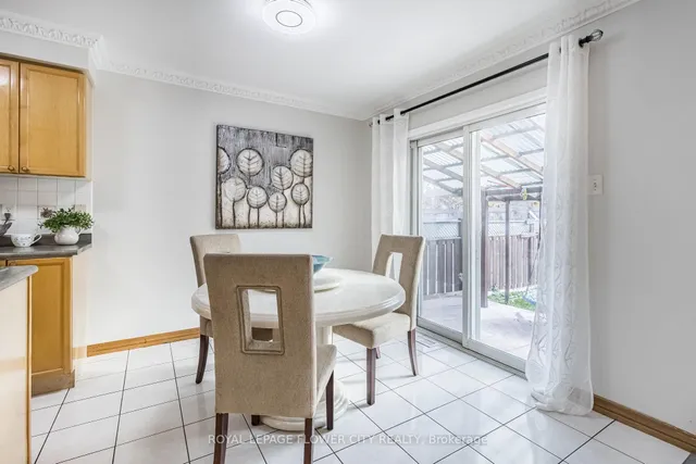 Additional image 19 of 51 Blue Whale Blvd