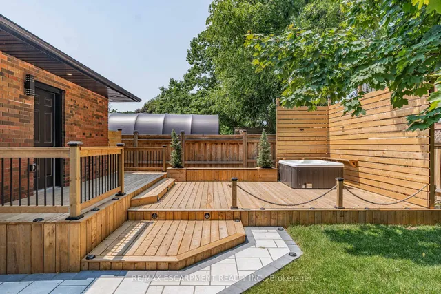 Additional image 42 of 15 Hardale Cres