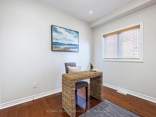 Additional image 6 of 7241 Milano Crt