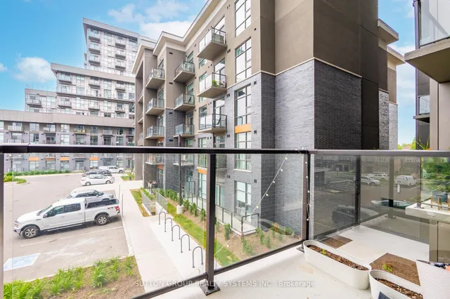 Additional image 34 of 460 Dundas St Unit 231