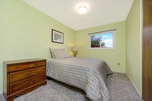 Additional image 24 of 500 Silverthorne Cres Unit 6