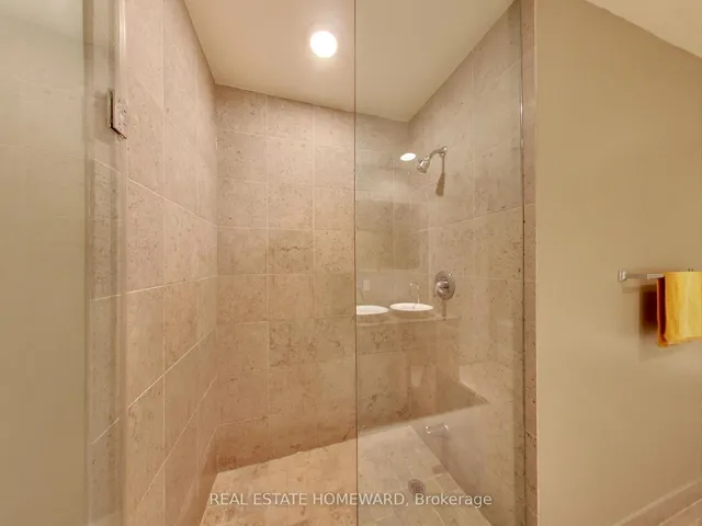 Additional image 40 of 333 Adelaide St Unit 1019