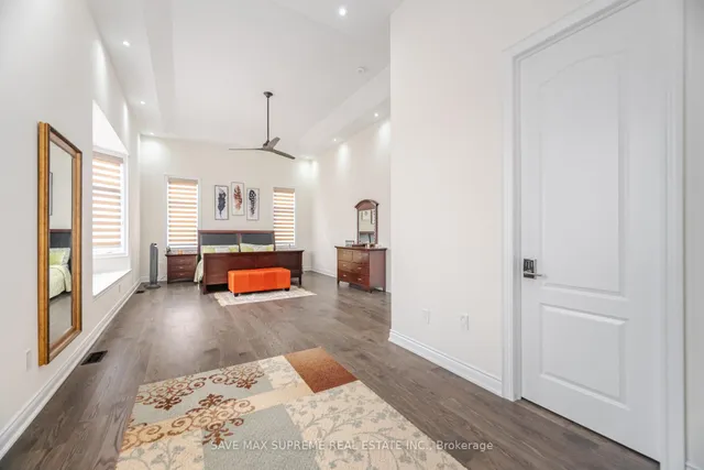 Additional image 32 of 12 Astrantia Way