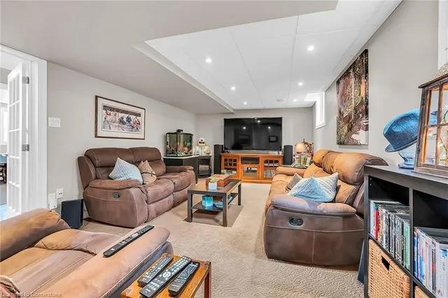 Additional image 43 of 15 Anderson Crt