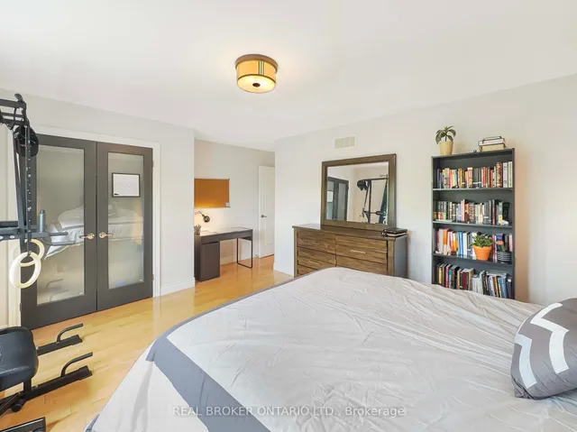 Additional image 40 of 806 Old York Rd