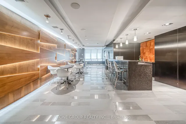 Additional image 33 of 39 Sherbourne St Unit 1201