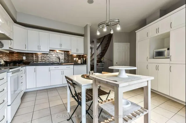 Additional image 4 of 10 Horsham Ave