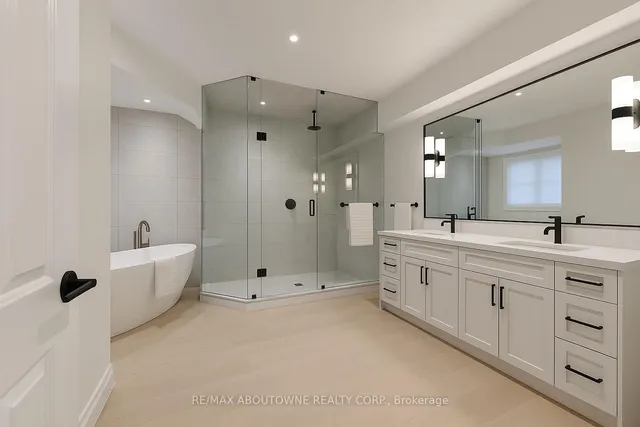 Additional image 27 of 3105 Lakeshore Rd