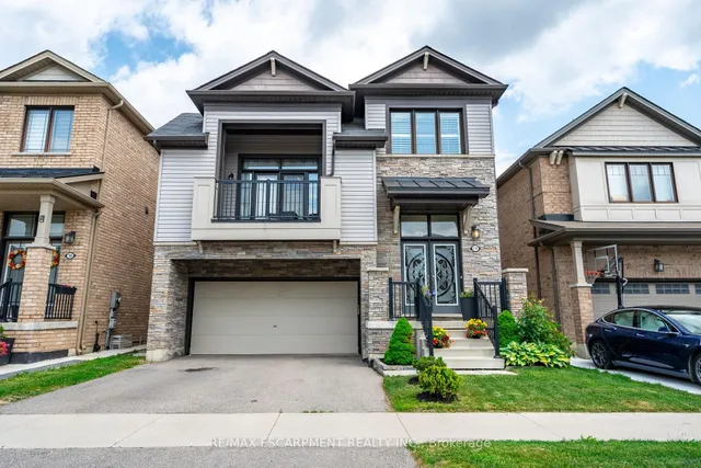 110 Pagebrook Cres