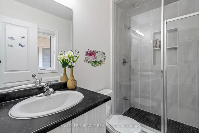 Additional image 32 of 99 Benhurst Cres