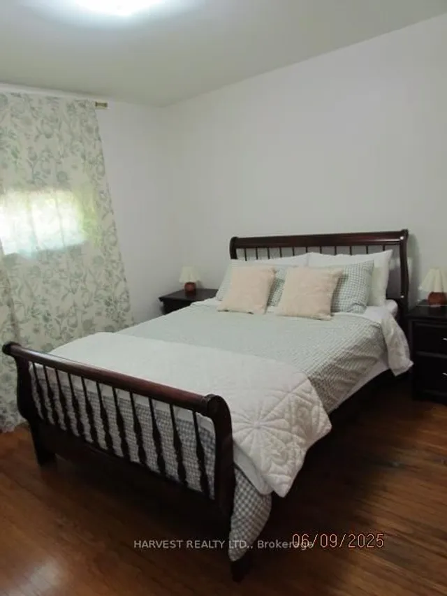 Additional image 11 of 29 Talara Dr