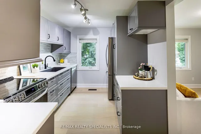 Additional image 17 of 6941 Cherbourg Gdns