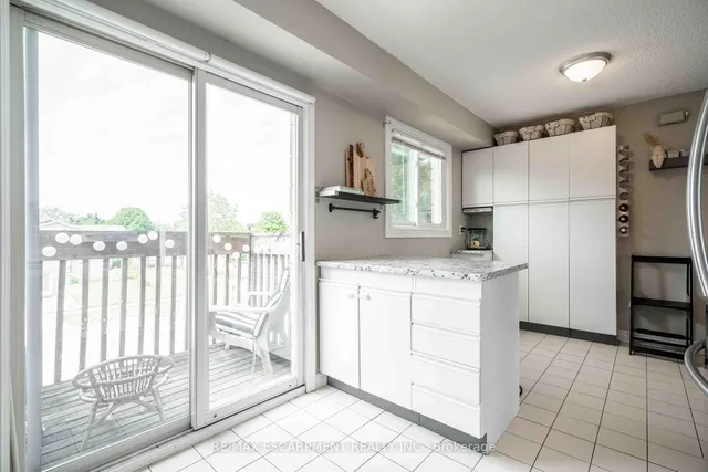 Additional image 25 of 1155 Paramount Dr Unit 13