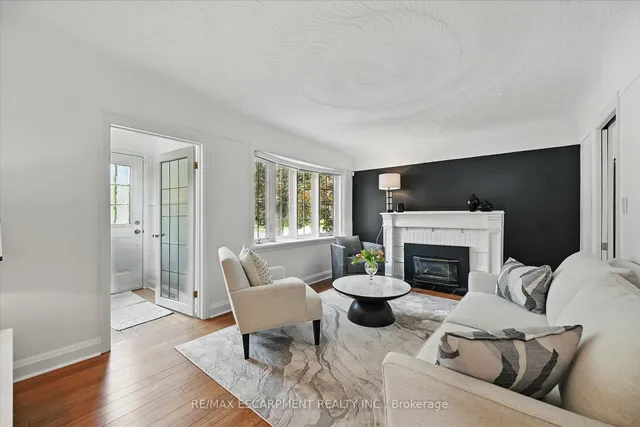 Additional image 4 of 462 Woodland Ave