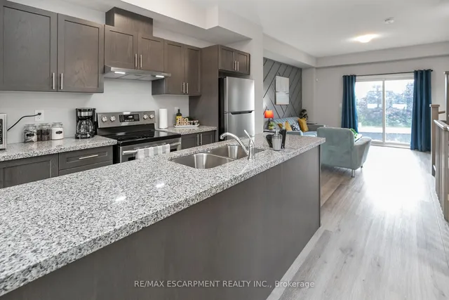 Additional image 8 of 527 SHAVER Rd Unit 24