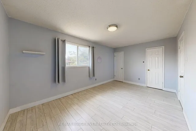 Additional image 12 of 11 GRANDHALL Crt