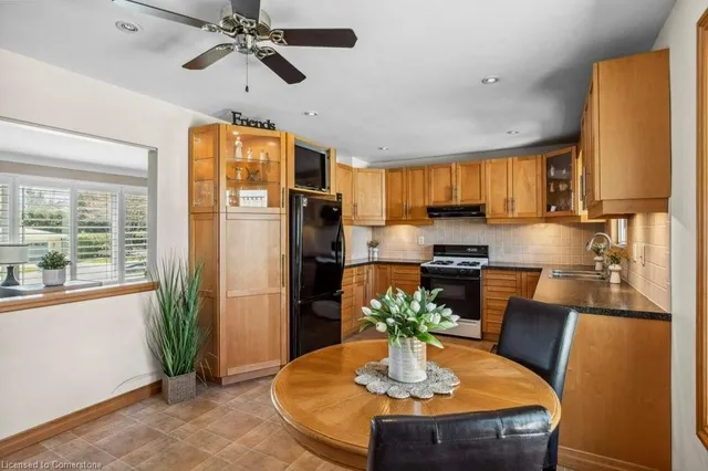 Additional image 9 of 77 Hill Crest