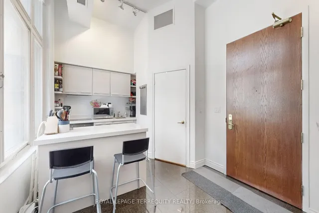 Additional image 29 of 73 Richmond St Unit 201