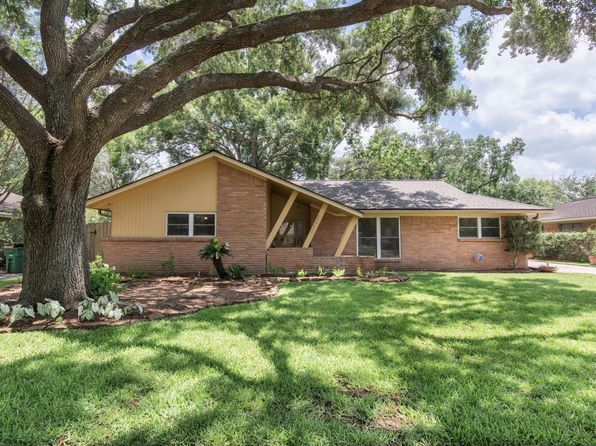 5611 Spellman Rd, Houston, TX 77096