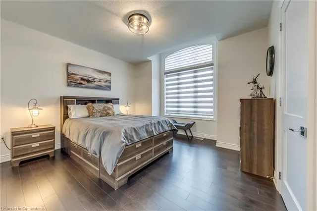 Additional image 32 of 3239 Millicent Ave