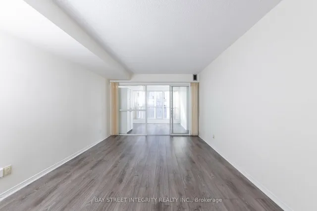 Additional image 15 of 28 Hollywood Ave Unit 1210