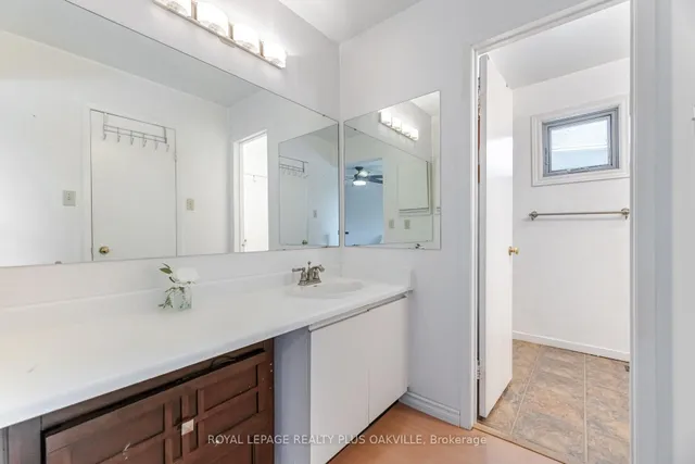 Additional image 26 of 421 Laurentian Ave