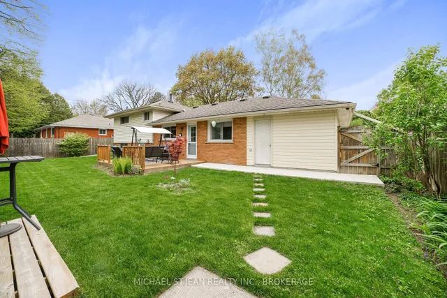 Additional image 35 of 175 Council Cres