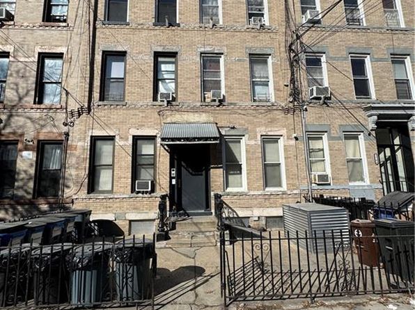 Property image for 1707 Stanhope St, Ridgewood, NY 11385