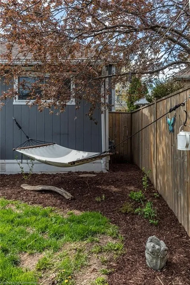 Additional image 48 of 47 Mayflower Ave