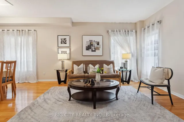 Additional image 4 of 37 Castleford Dr