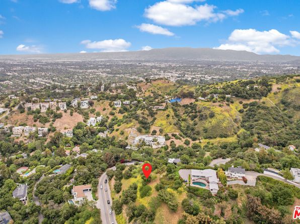 3301 Coldwater Canyon Ave, North Hollywood, CA 91604