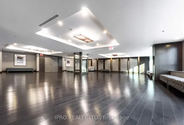 Additional image 44 of 16 Yonge St Unit 2007