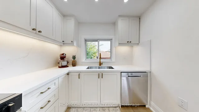 Additional image 16 of 253 Fulton Ave