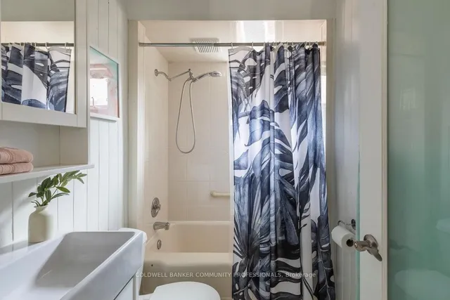 Additional image 21 of 14 Martin Rd