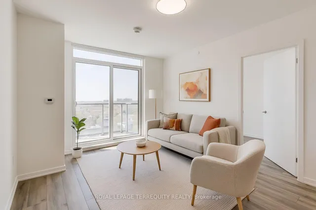 1808 St Clair Ave Unit 1103