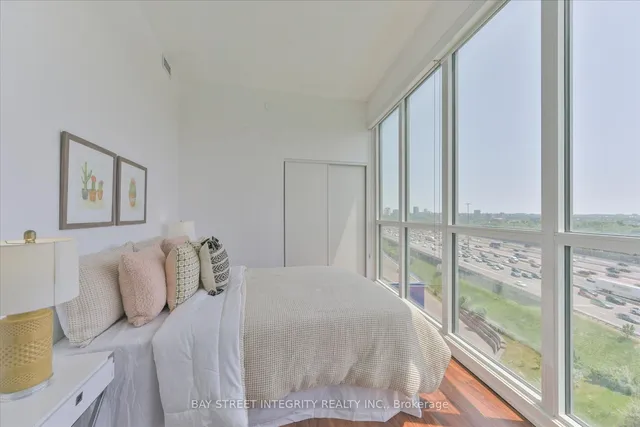 Additional image 14 of 117 Mcmahon Dr Unit 903