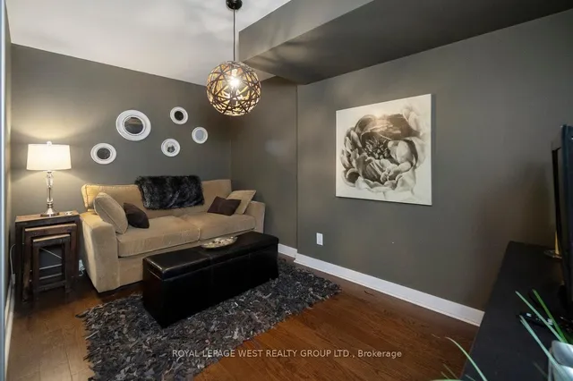 Additional image 26 of 320 Richmond St Unit 201