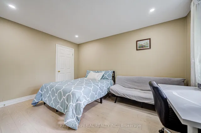 Additional image 31 of 36 Marlena Dr